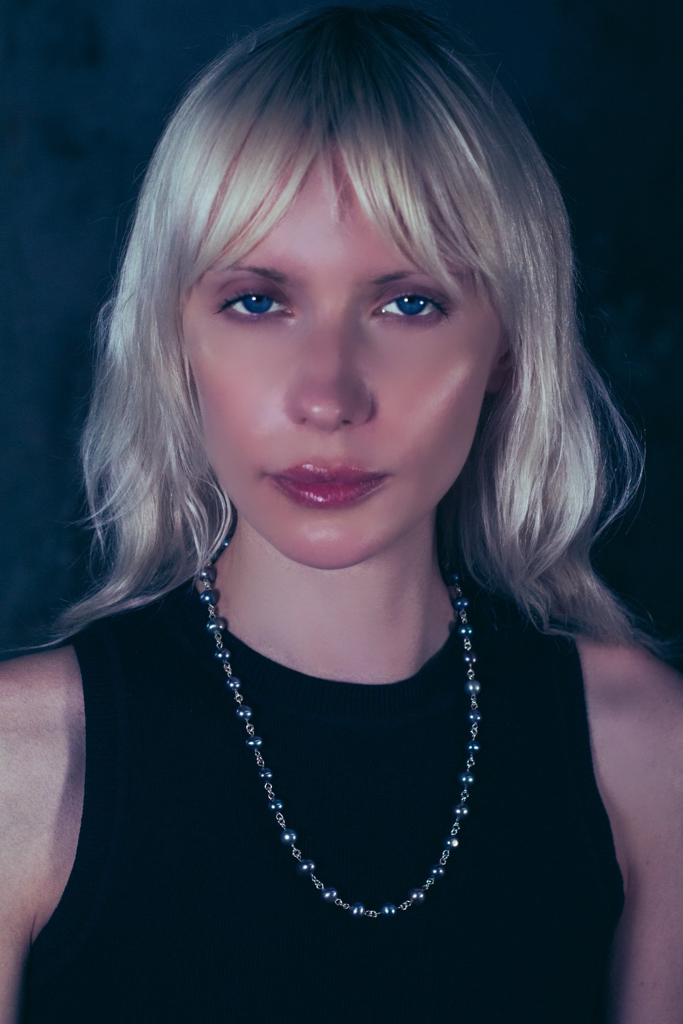 Silver Linked Black Pearl Necklace