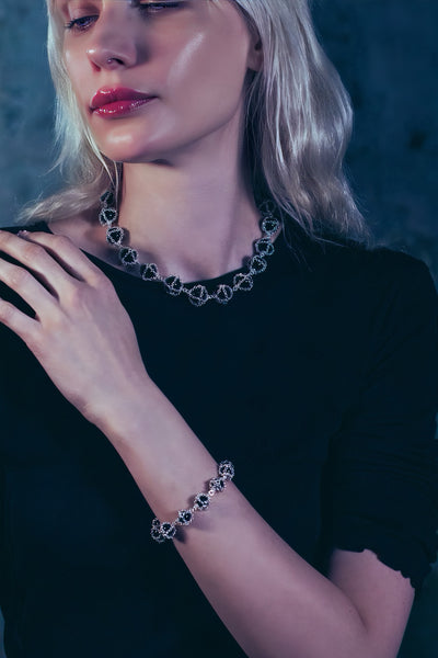 Caged Onyx Silver Necklace